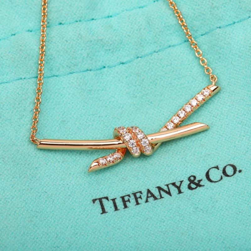 T*f*ny necklaces